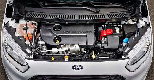 Ford Duratec diesel engine installed in a car